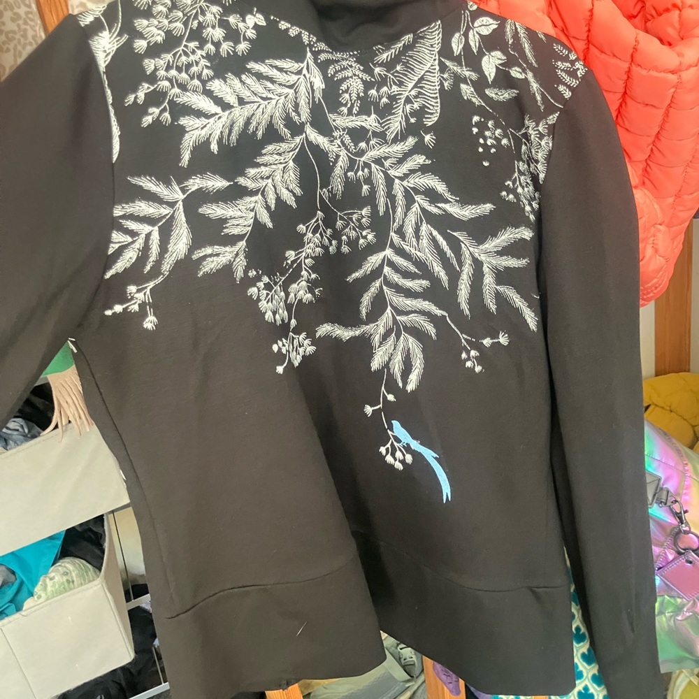 Black Open-Front Blazer with White Botanical Embroidery - Picture 3 of 4